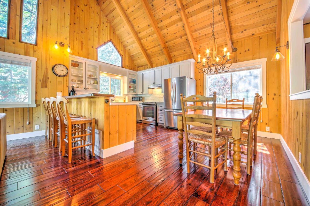 Gorgeous Lake Arrowhead Retreat Game Room And Deck Екстер'єр фото