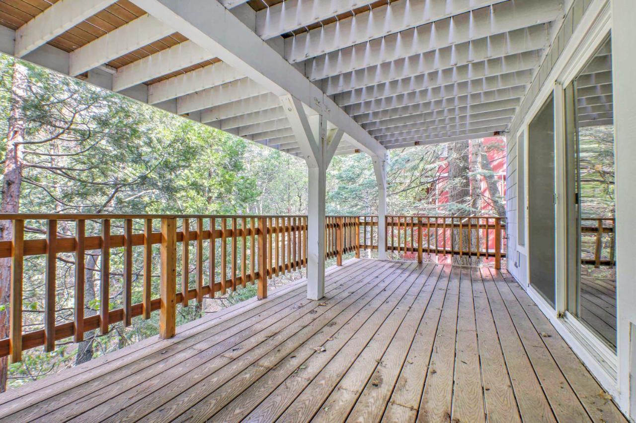 Gorgeous Lake Arrowhead Retreat Game Room And Deck Екстер'єр фото