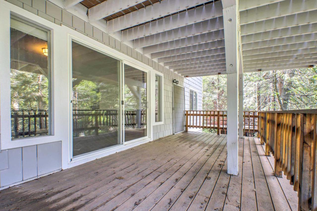 Gorgeous Lake Arrowhead Retreat Game Room And Deck Екстер'єр фото